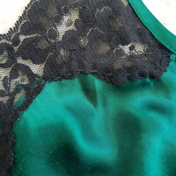 Vintage Intimate Pleasures Emerald Green Mini 90’s Satin Lace Trim Slip Dress XL - Picture 10 of 10